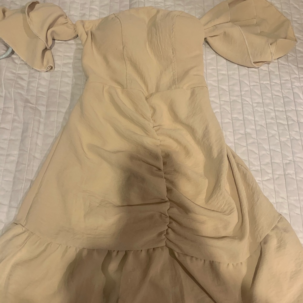 Shoulder dress